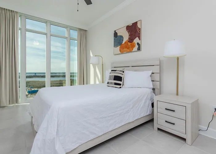 Phoenix Gulf Towers 1701