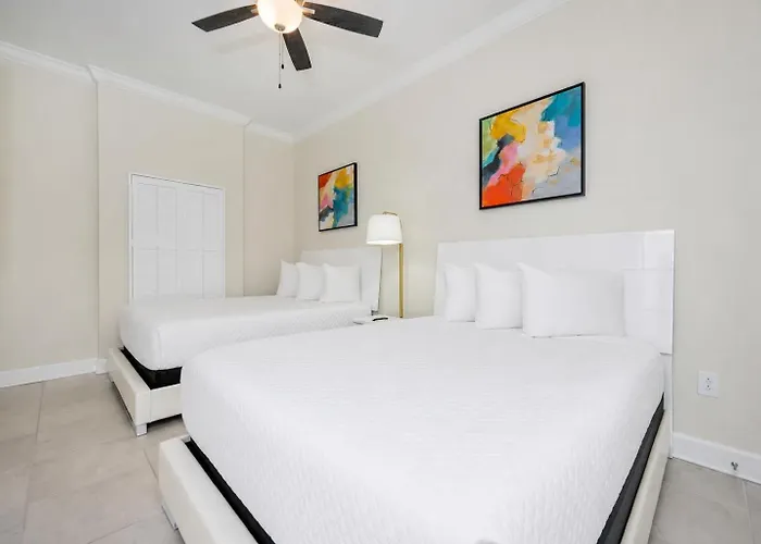 Phoenix Gulf Towers 1701 Apartment